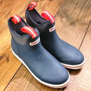 XTRATUF rubber ankle navy boots Waterproof. Sz 8 mens Non-slip